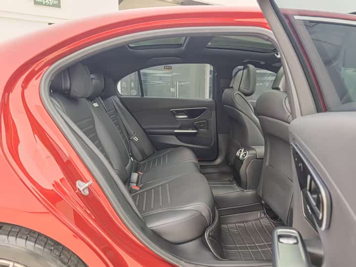 Фото 7 - Mercedes-Benz C-Class