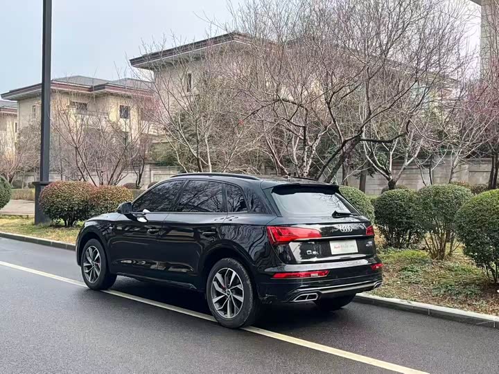 Zdjęcie 3 - Audi Q5L