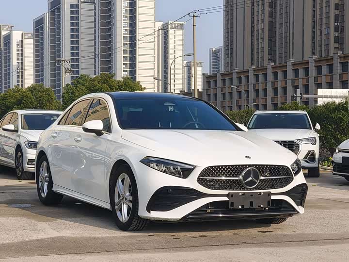 Фото 3 - Mercedes-Benz A-Class