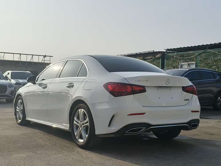 Фото 7 - Mercedes-Benz A-Class