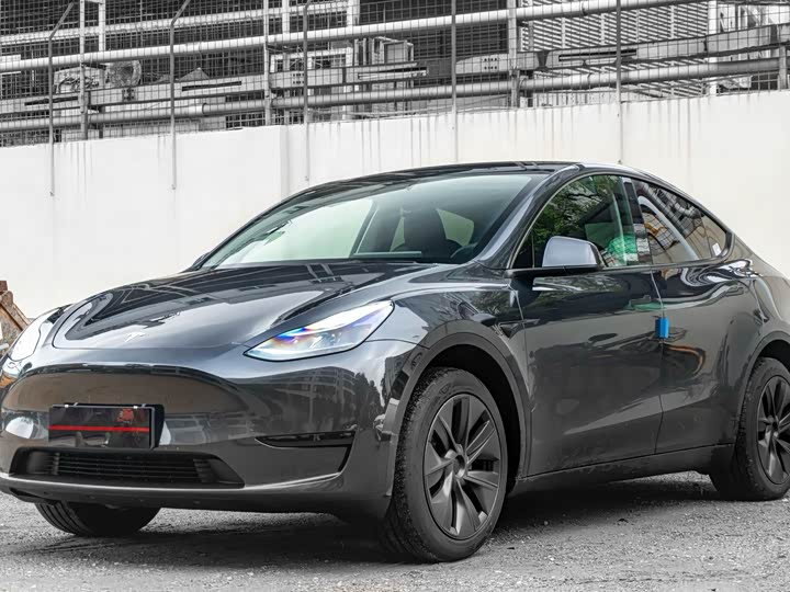 Zdjęcie 1 - Tesla Model Y
