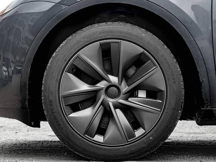 Zdjęcie 7 - Tesla Model Y
