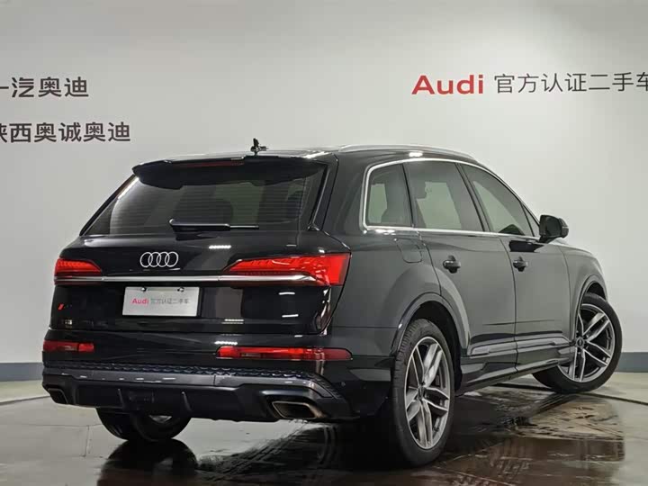 Audi Q7 2025 2025款 55 TFSI quattro S line运动型