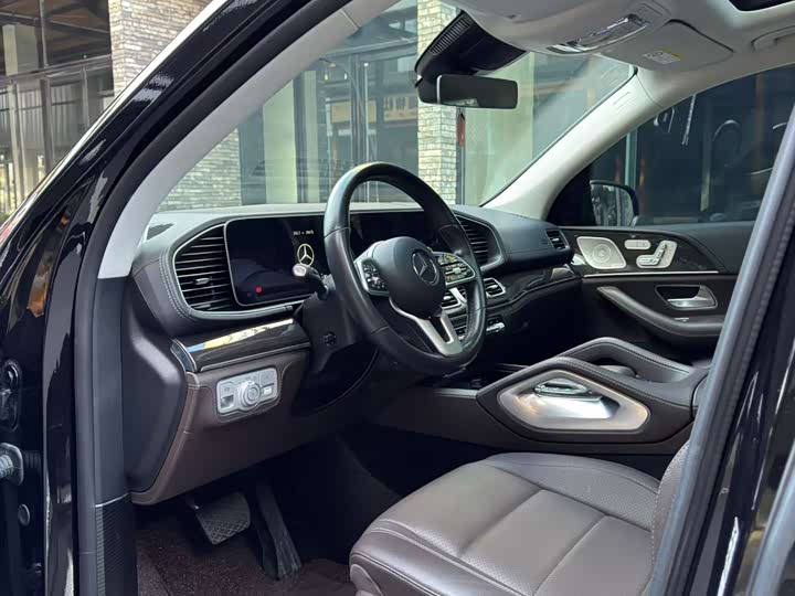 Photo 3 - Mercedes-Benz GLS-Class