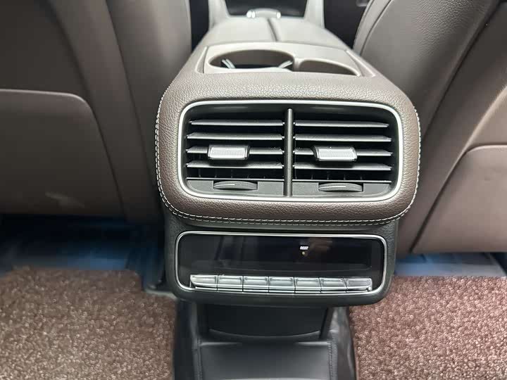 Photo 9 - Mercedes-Benz GLS-Class