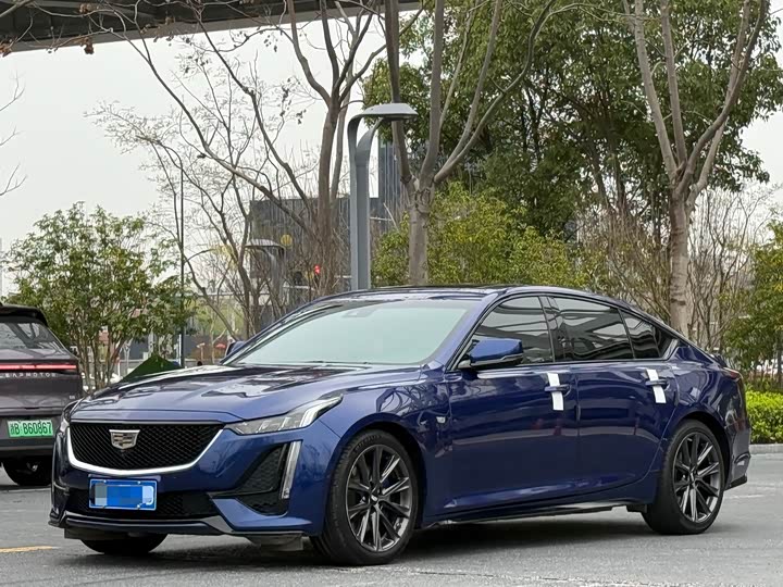 Фото 1 - Cadillac CT5