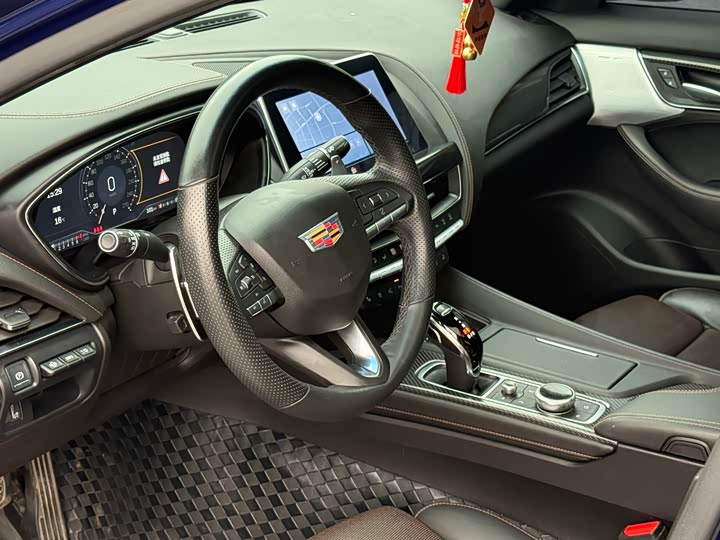 Фото 9 - Cadillac CT5