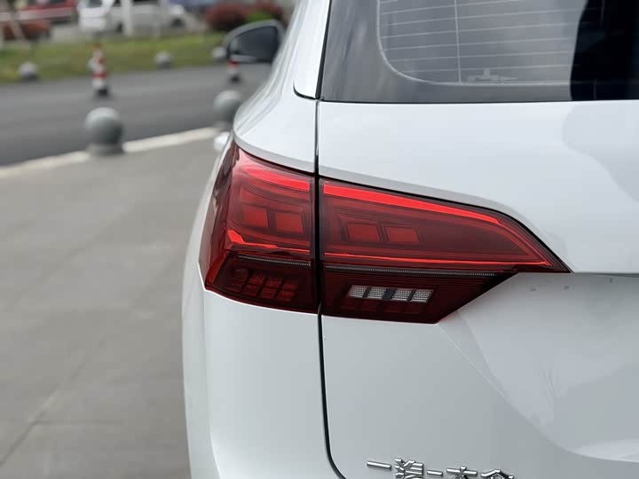 Volkswagen Tayron 2022 2022款 380TSI 四驱R-Line智联版