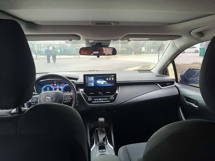 Toyota Levin 2024 2024款 智能电混双擎 1.8L 豪华版
