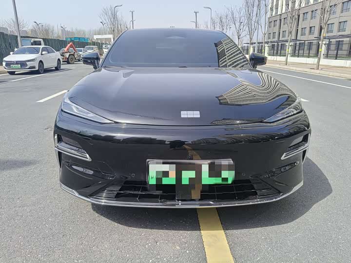 Фото 2 - Geely Galaxy Starshine 8 EM-i