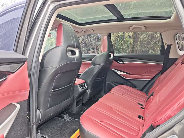 Фото 5 - Changan CS75 Plus