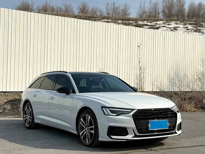 Audi A6 2022 2022款 Avant 先锋派 45 TFSI 臻选动感型