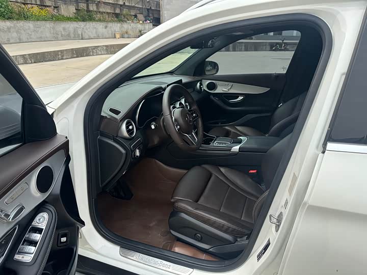 Фото 4 - Mercedes-Benz GLC-Class