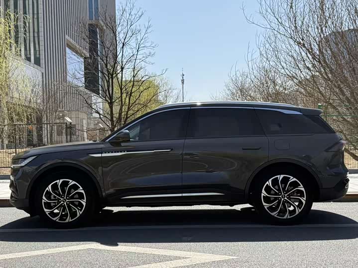 Lincoln Nautilus 2023 2023款 2.0T 四驱尊睿版
