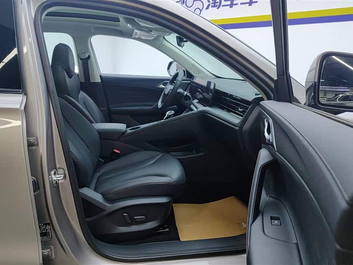 Roewe RX5 Hybrid 2023 2023款 eRX5 超混优越版