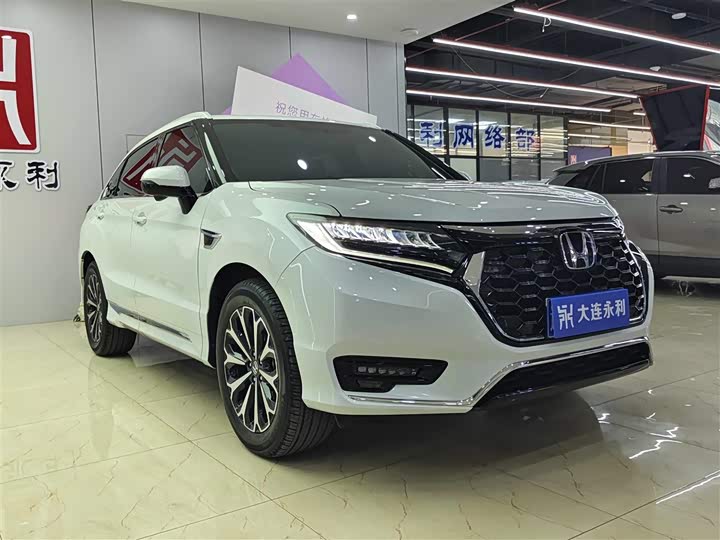 Фото 3 - Honda UR-V