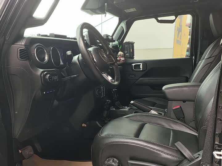 Jeep Wrangler Hybrid 2021 2021款 四门 2.0T 4xe 撒哈拉