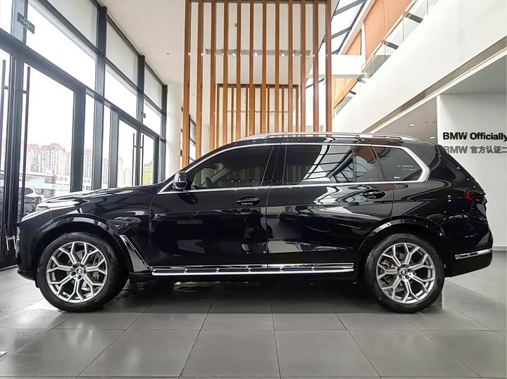 BMW X7 2024 2024款 xDrive40i 领先型豪华套装