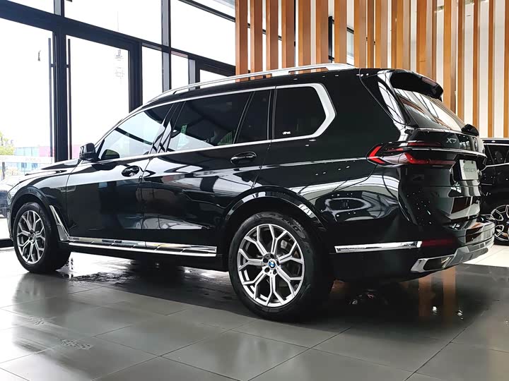 BMW X7 2024 2024款 xDrive40i 领先型豪华套装
