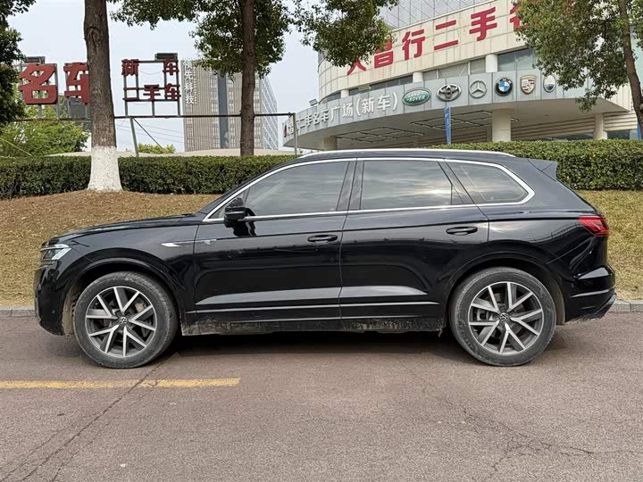 Volkswagen Touareg 2022 2022款 3.0TSI 锐享版 经典运动套装