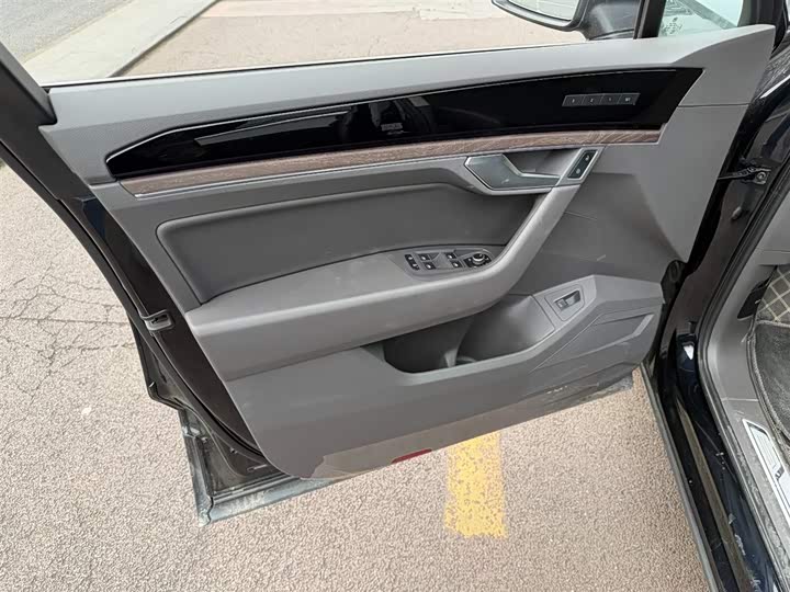 Volkswagen Touareg 2022 2022款 3.0TSI 锐享版 经典运动套装