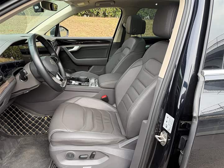 Volkswagen Touareg 2022 2022款 3.0TSI 锐享版 经典运动套装
