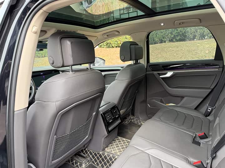 Volkswagen Touareg 2022 2022款 3.0TSI 锐享版 经典运动套装