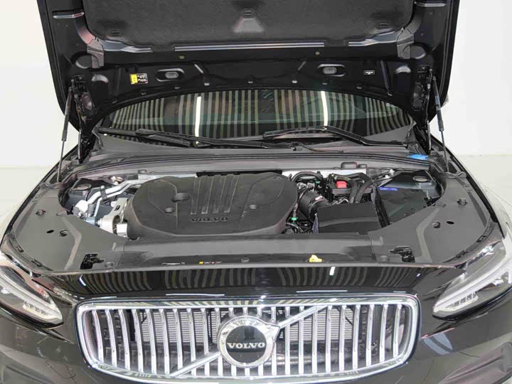 Фото 6 - Volvo S90
