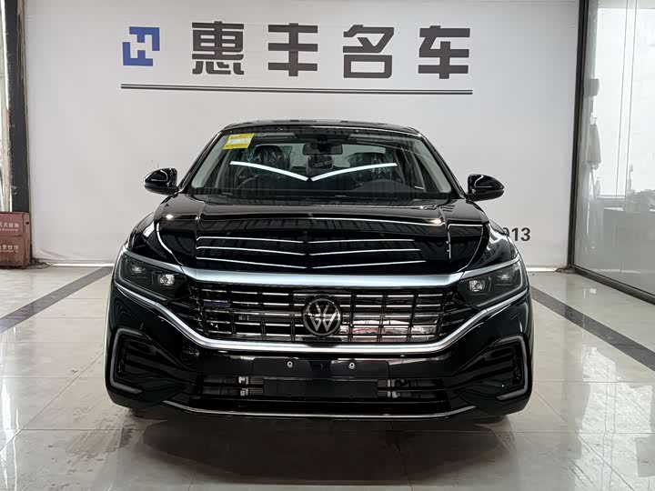 Volkswagen Passat Hybrid 2025 2025款 430PHEV 混动商务版