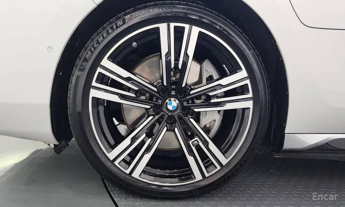 BMW 7 Series 2022 750e xDrive M Sport