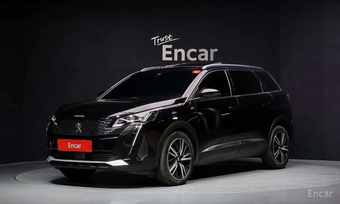 Фото 1 - Peugeot 5008