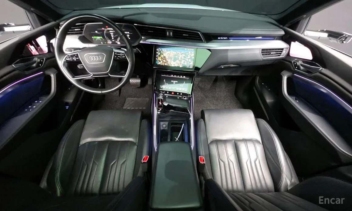 Фото 7 - Audi e-tron