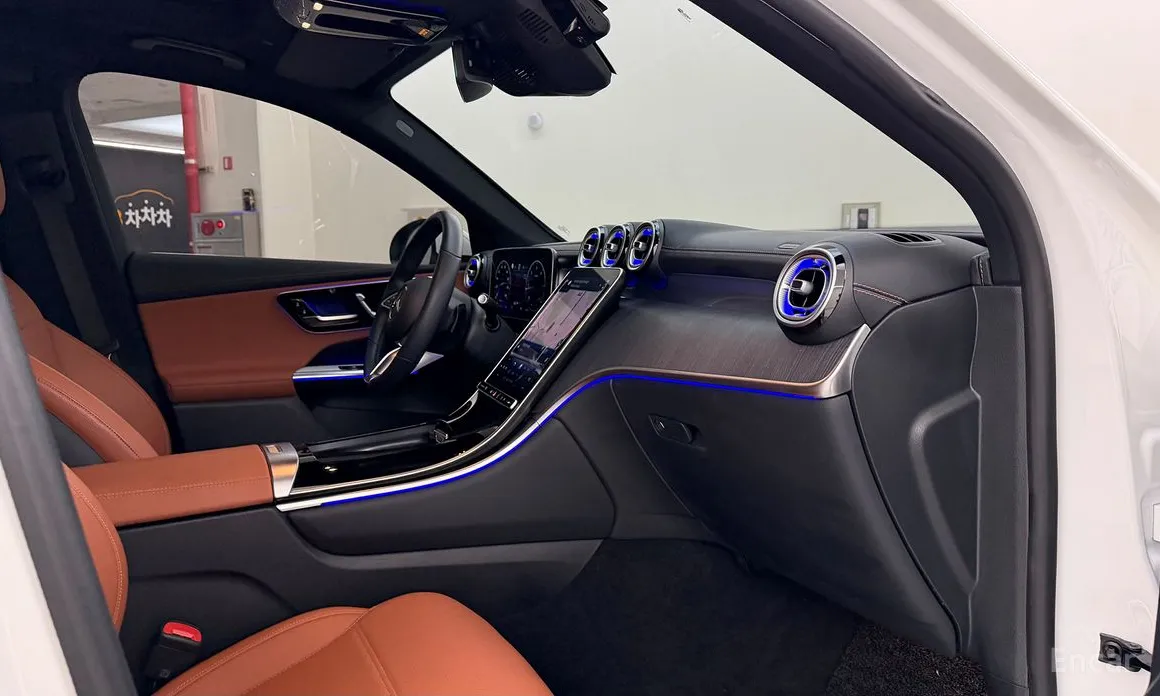 Фото 17 - Mercedes-Benz GLC-Class