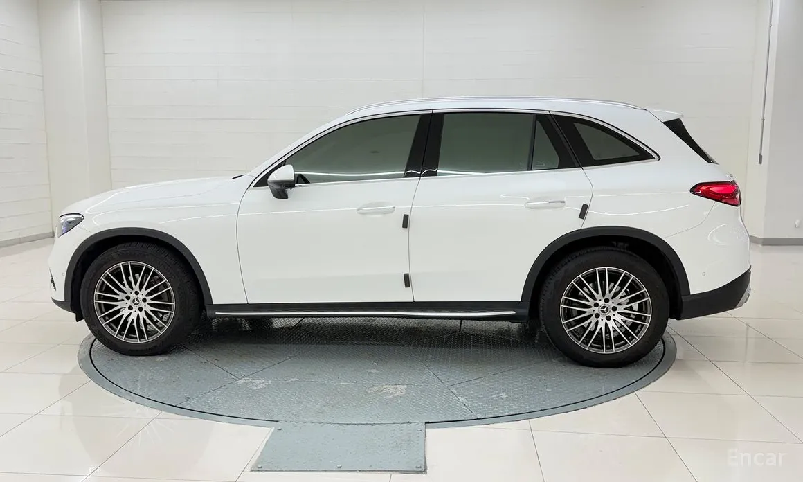 Фото 2 - Mercedes-Benz GLC-Class