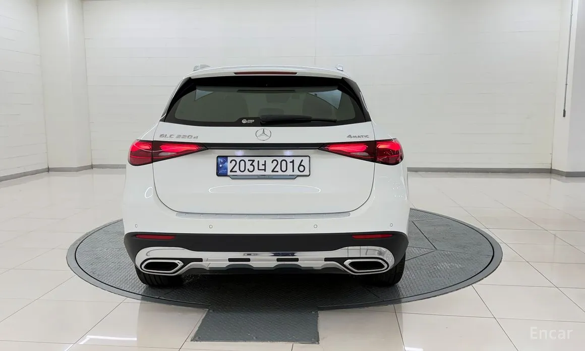 Фото 4 - Mercedes-Benz GLC-Class