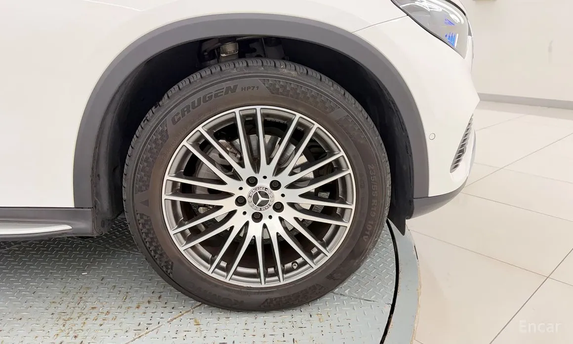 Фото 9 - Mercedes-Benz GLC-Class