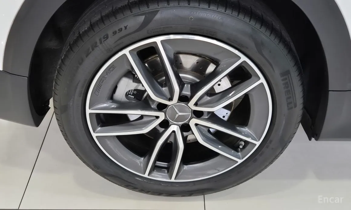 Mercedes-Benz GLB-Class 2020 AMG GLB35 4MATIC