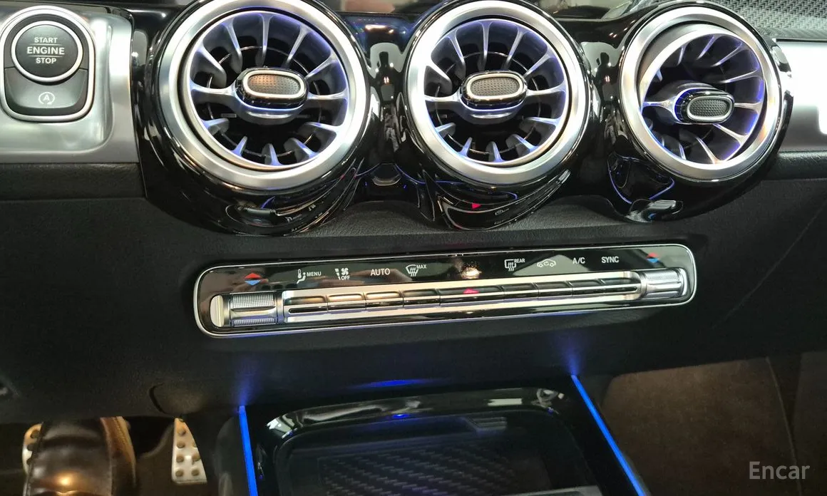 Mercedes-Benz GLB-Class 2020 AMG GLB35 4MATIC