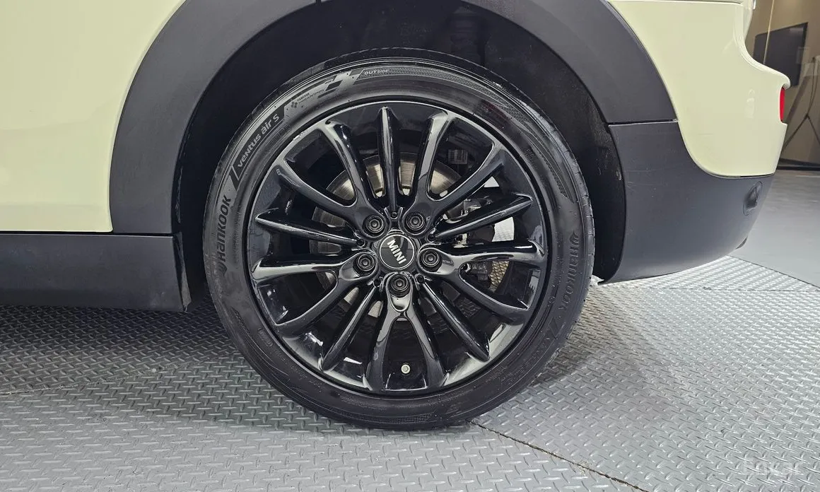 Фото 5 - Mini Clubman