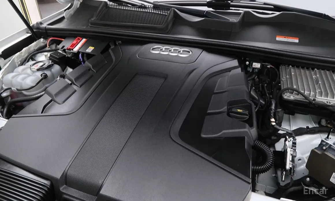 Фото 6 - Audi Q7