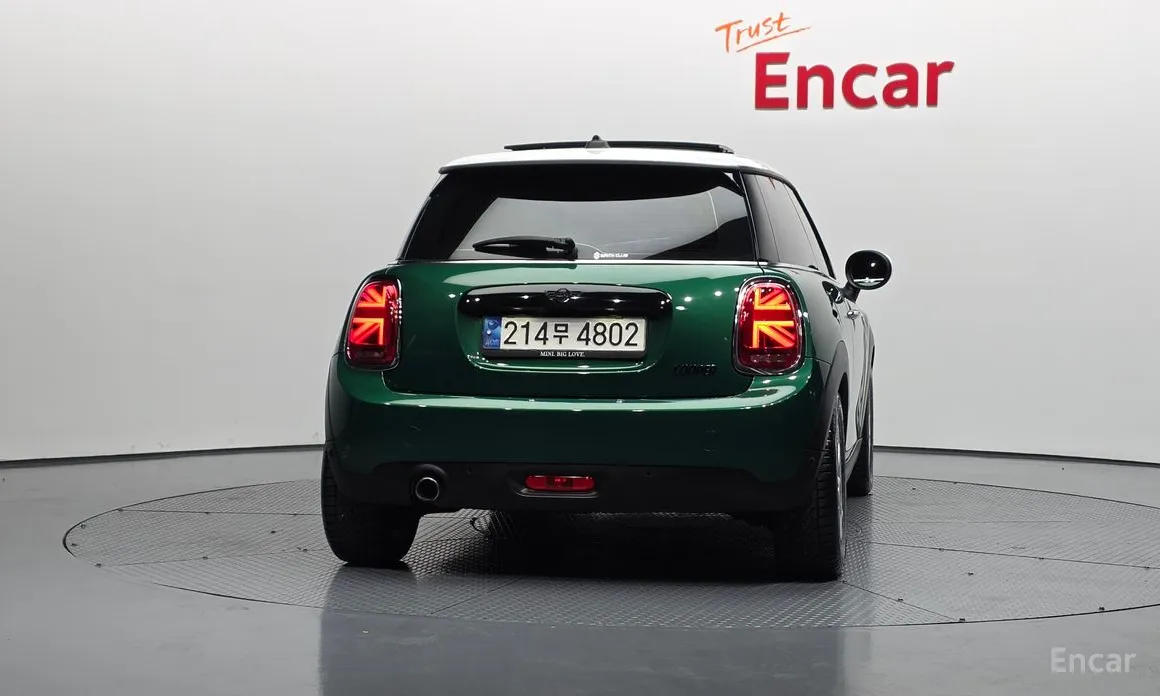 Фото 4 - Mini Cooper