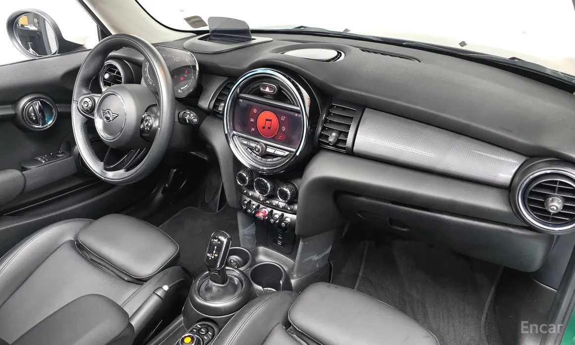 Фото 7 - Mini Cooper