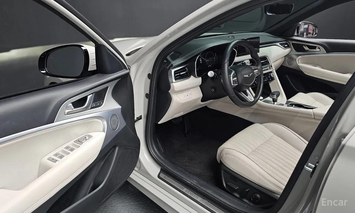 Genesis G70 2020 Gasoline 2.5T 4WD