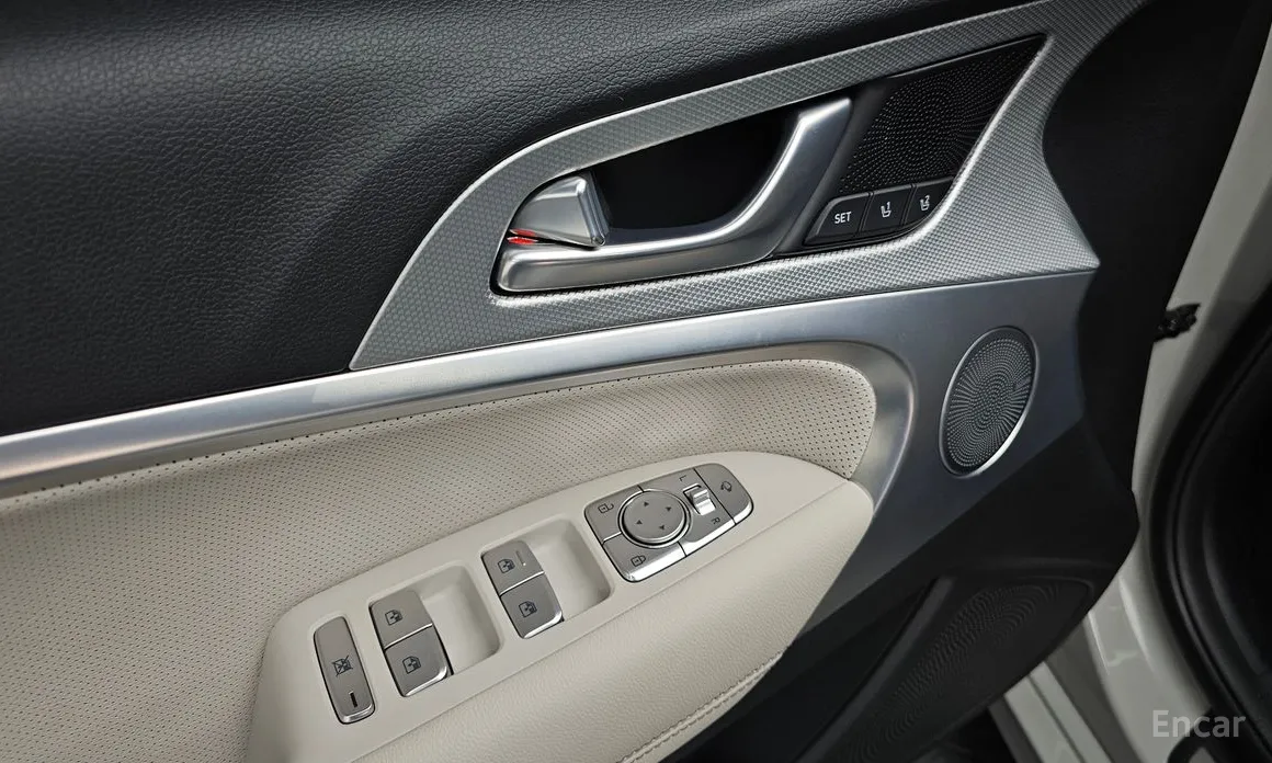 Genesis G70 2020 Gasoline 2.5T 4WD