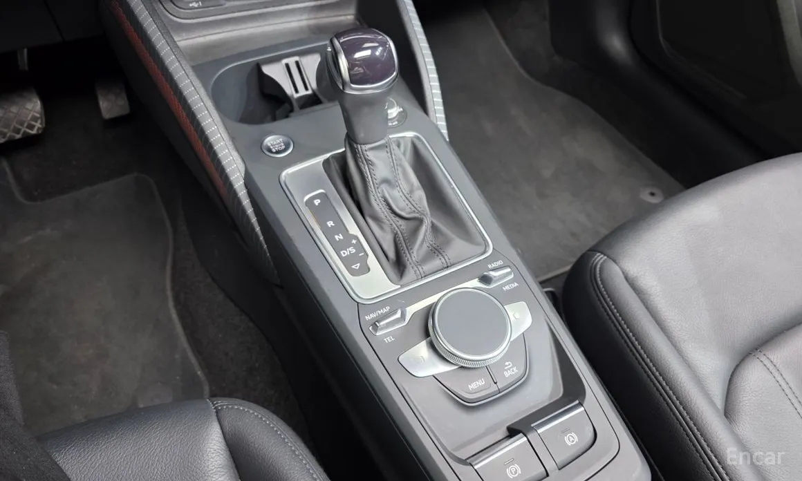 Audi Q2 2017 35 TDI Premium