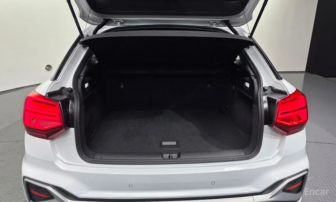 Audi Q2 2017 35 TDI Premium