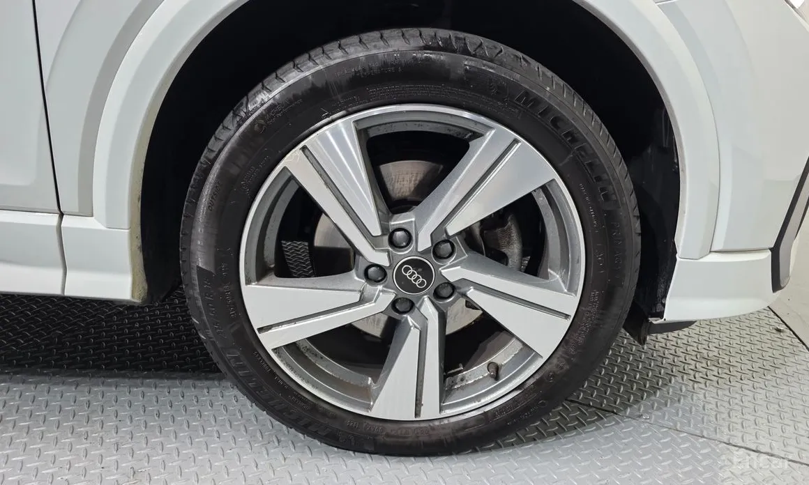 Audi Q2 2017 35 TDI Premium