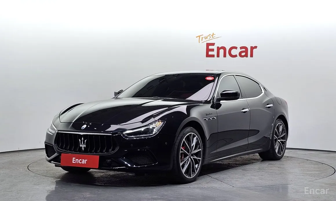 2013 Maserati Ghibli