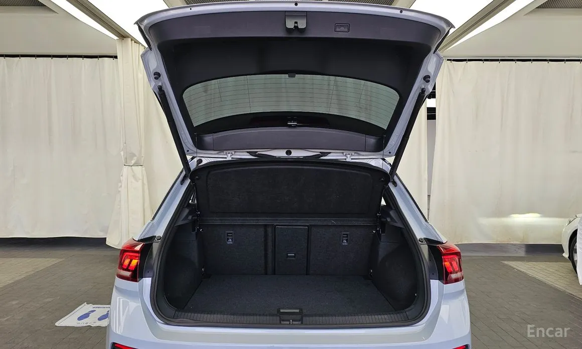 Фото 20 - Volkswagen T-Roc