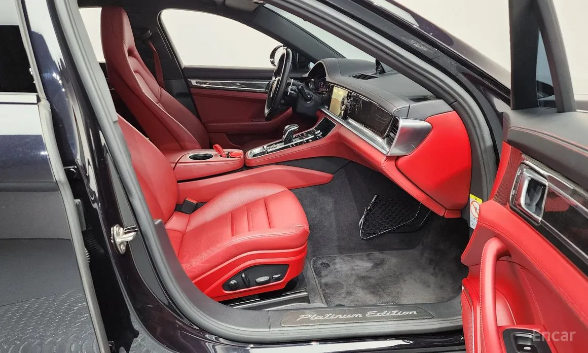 Porsche Panamera 2017 2.9 AWD Platinum Edition